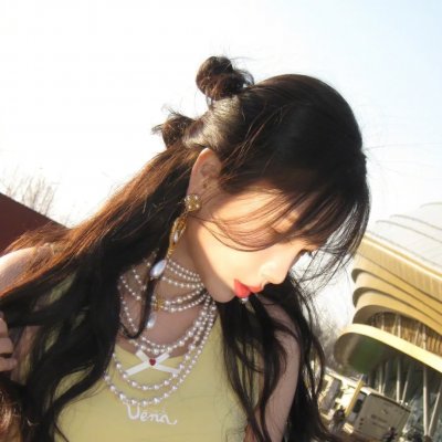 黑金地的女人